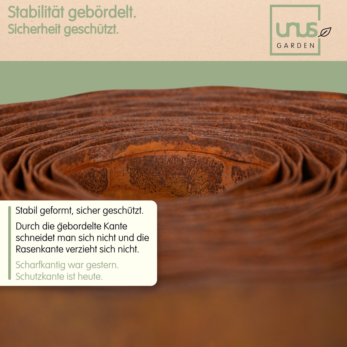 Rasenkante aus Cortenstahl in Rost mit Wellen