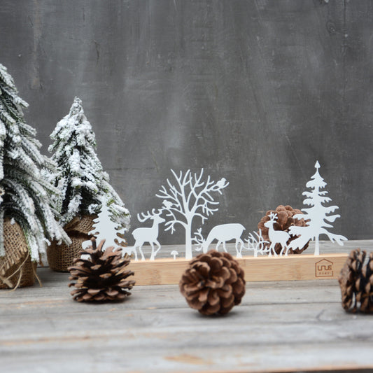 Aufsteller Wald mit 3 Hirschen, Vögeln und Pilz Silhouette