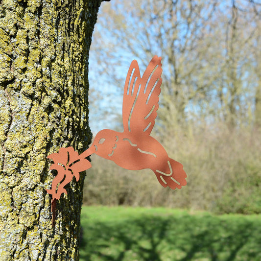 Baumstecker Rost Kolibri mit Blume