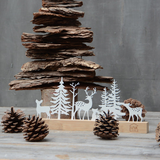 Aufsteller Wald mit Hirschen und Rehen Silhouette Weiß