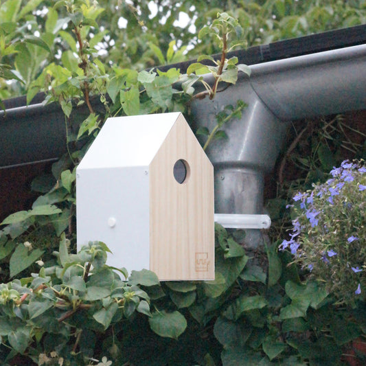Vogelhaus Nistkasten viele Befestigungsmöglichkeiten grau
