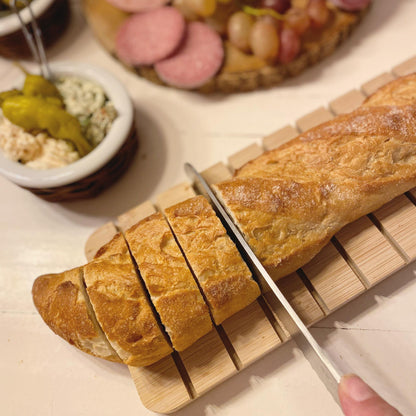 Schneidebrett für Baguette Stangenbrot aus Bambus 55cm