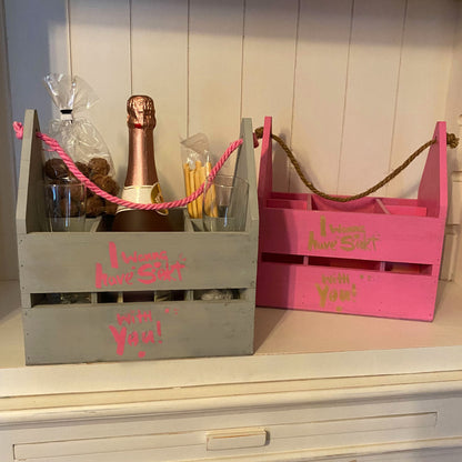Flaschenträger pink "I wanna have Sekt with you" Holz