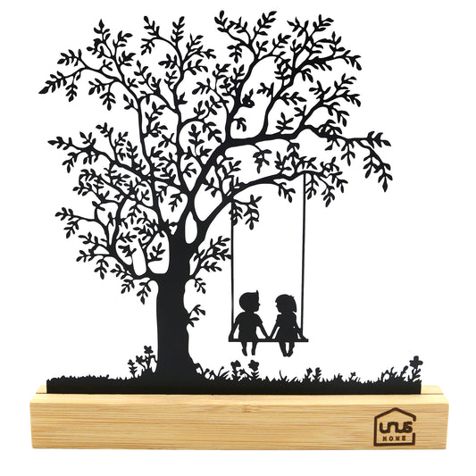 Aufsteller Baum mit Kind