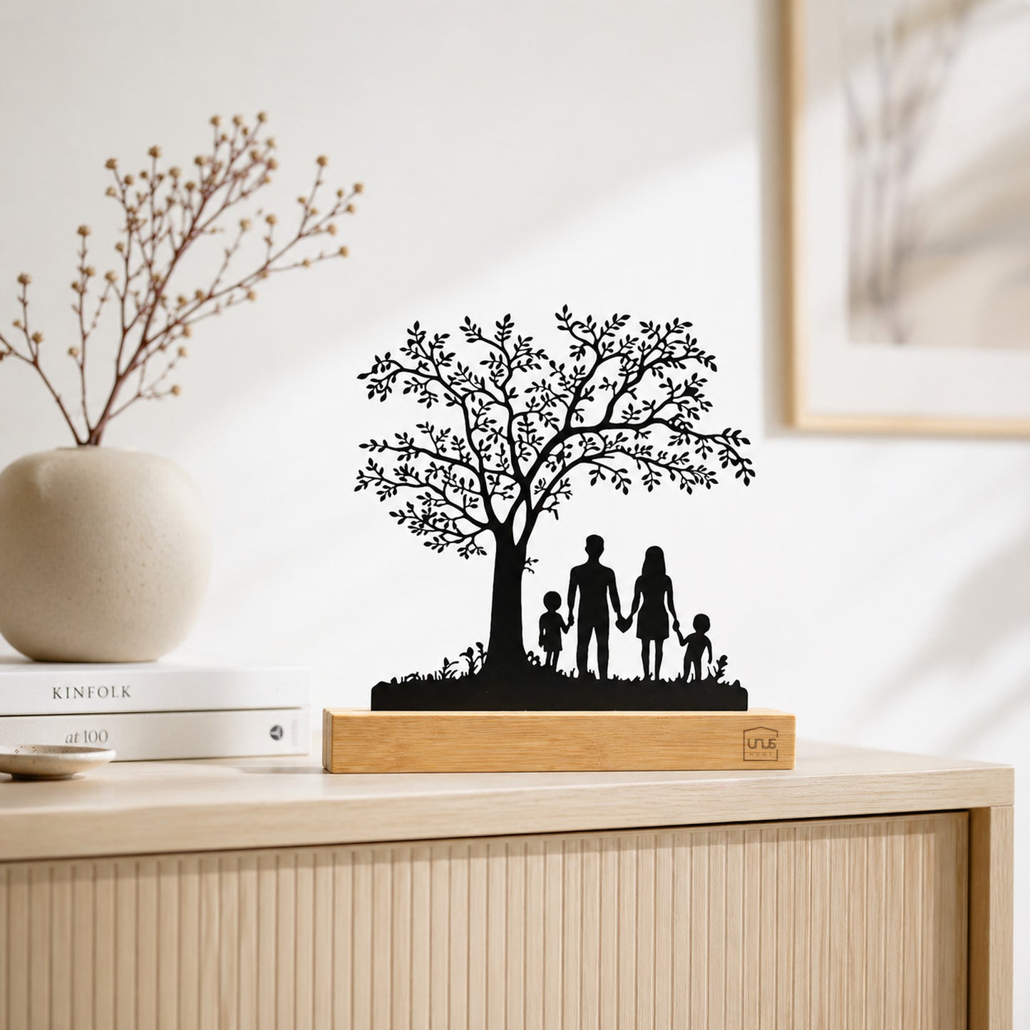 Aufsteller Baum mit Kind