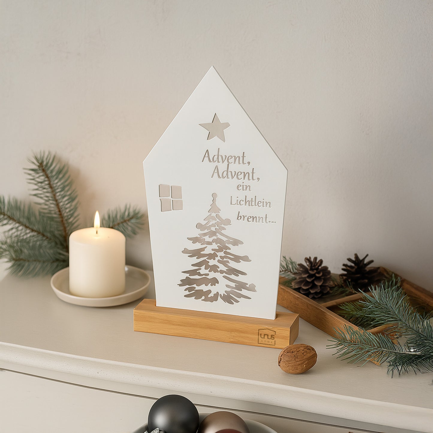 Aufsteller Haus mit Baum und Stern