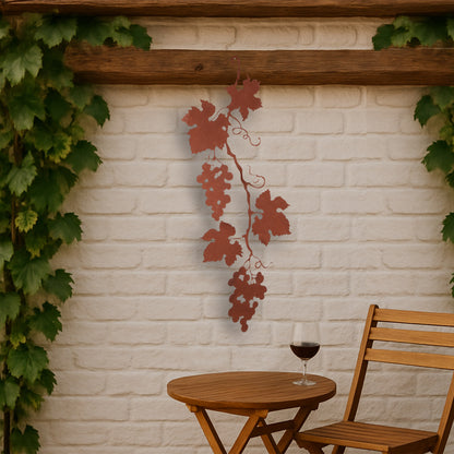 Weinrebe zum hängen in rost und schwarz