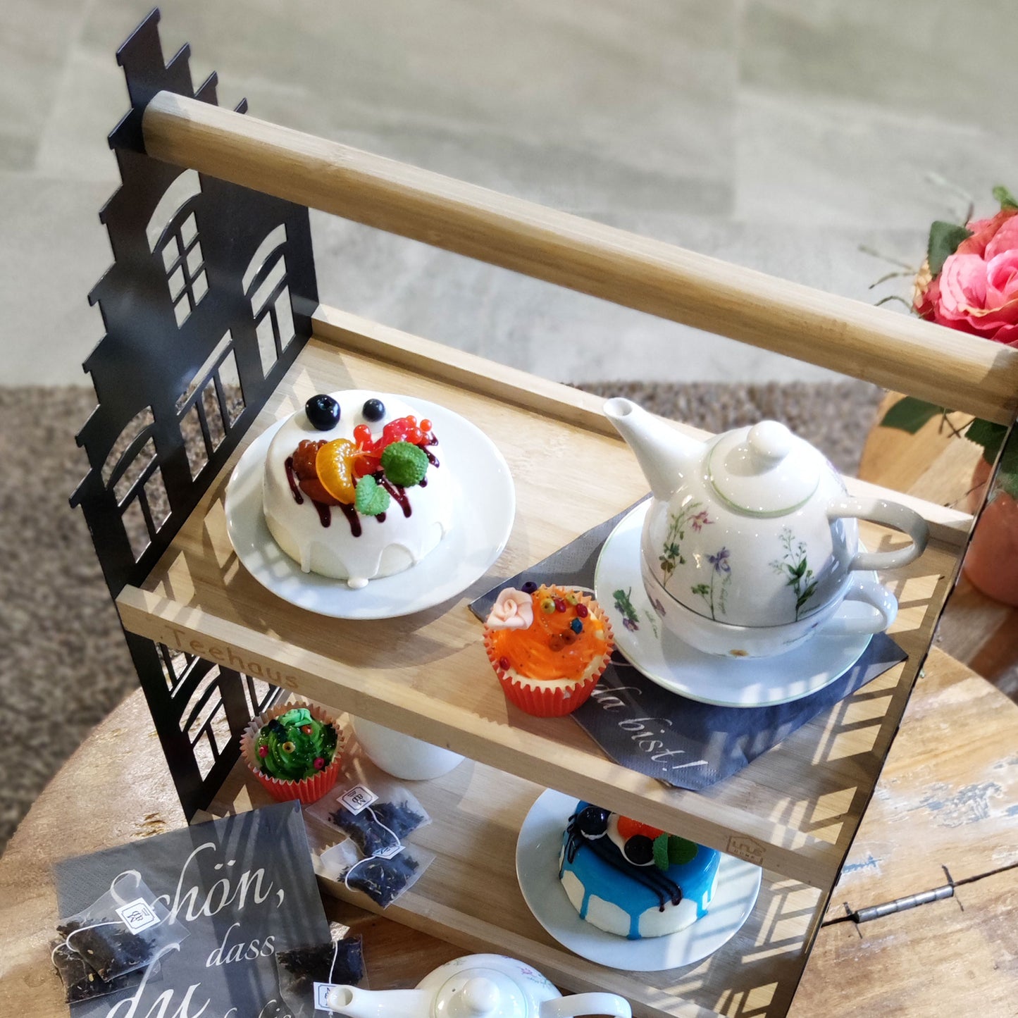 Teehaus Etagere
