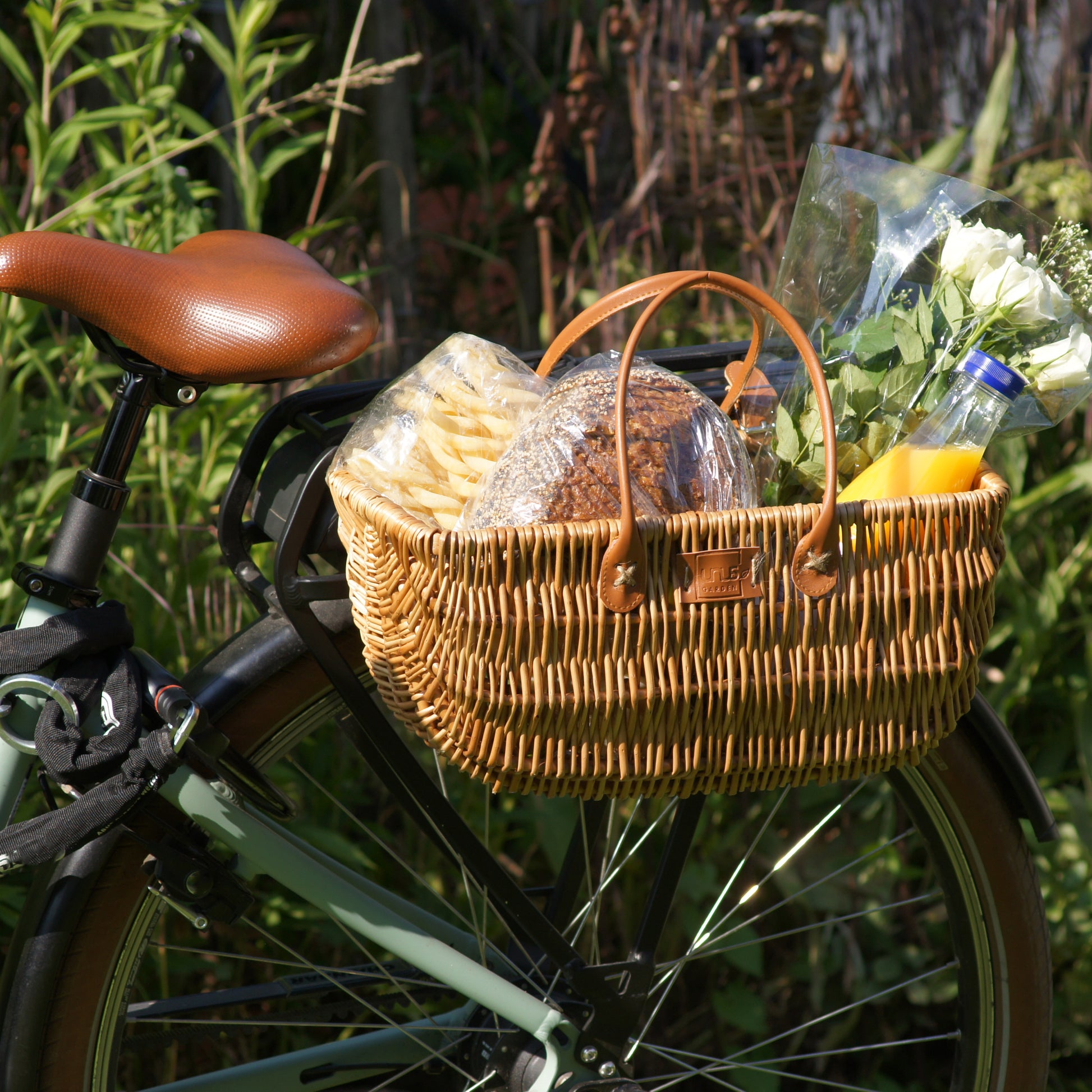 fahrrad korb hinten Fahrradkorb für hinten seitlich aus Weide mit Henkel – UNUS