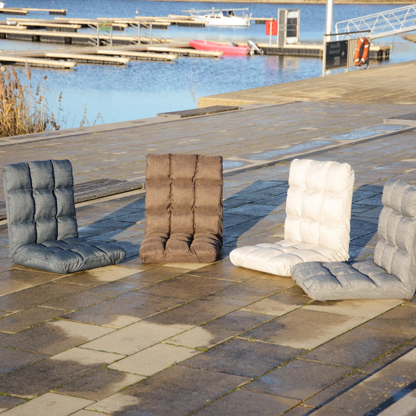 Bodenstuhl mit verstellbarer Rückenlehne klappbar und bequem